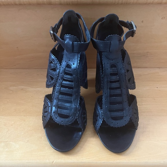 Sandals Esprit Ankle straps 9cm heels - Picture 2 of 4